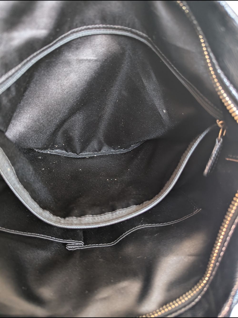 Vintage Y2K-era Coach Poppy Daisy Liquid Gloss Black Patent Leather Tote - Picture 14 of 14